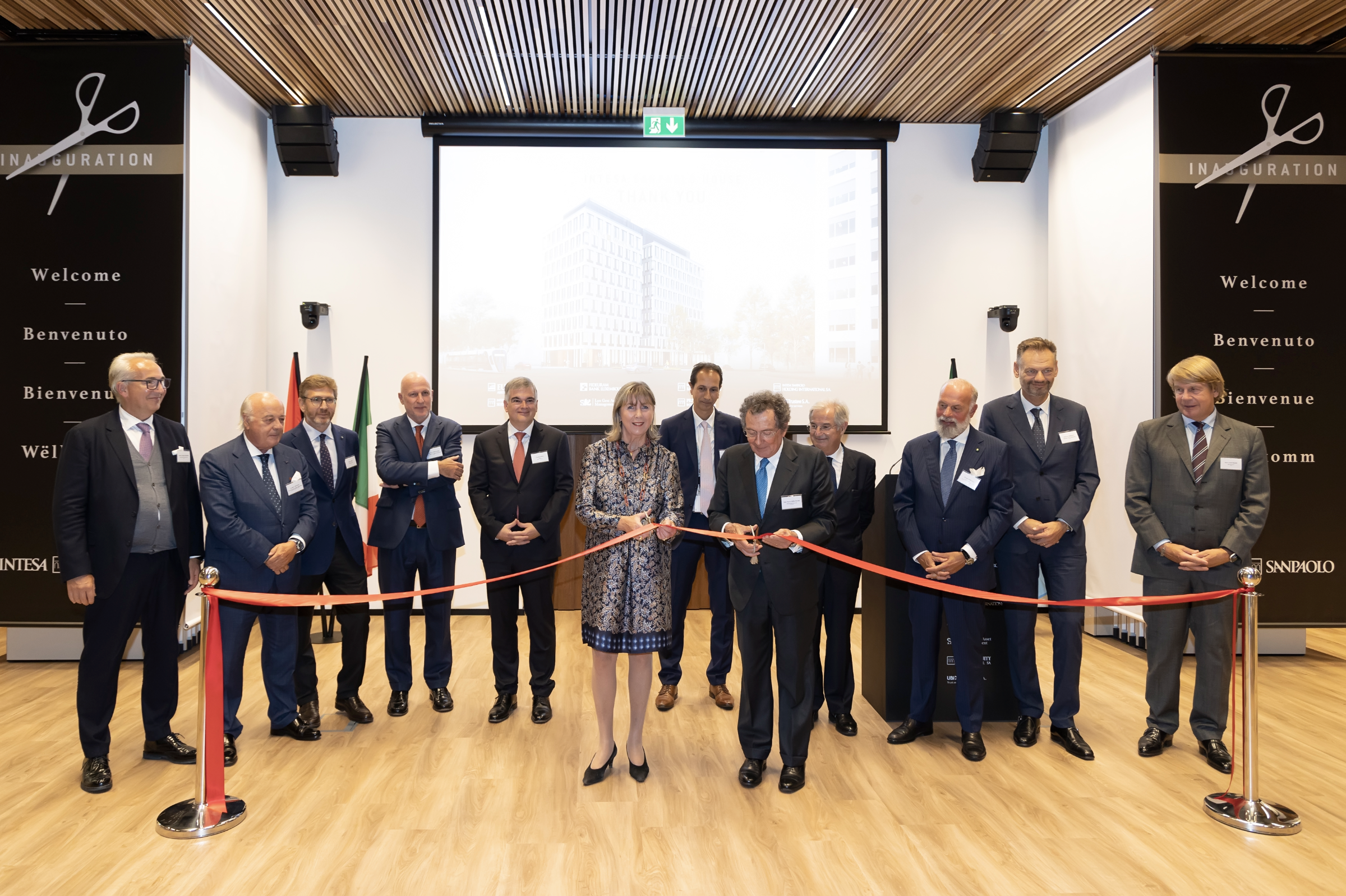 Coupe_Ruban_Inauguration_Intesa